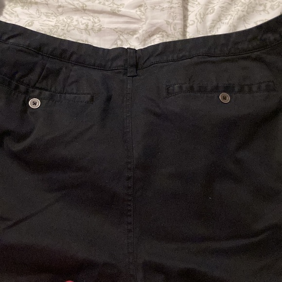 Black pants with cuff and straight leg - Picture 8 of 8